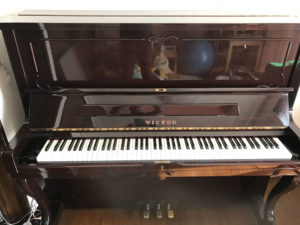平塚で珍しいビクターピアノの調律（ピアノ調律・修理）イメージ