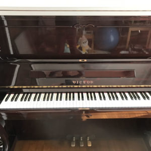 平塚で珍しいビクターピアノの調律（ピアノ調律・修理）イメージ